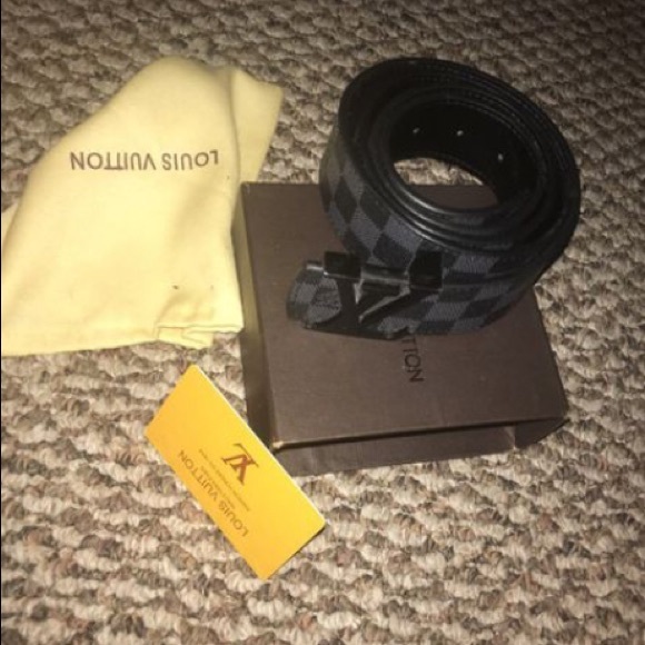 Louis Vuitton belt - Picture 2 of 3